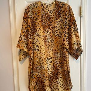 Adora Leopard kimono